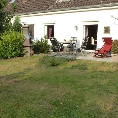Ferienwohnung Kranich In Auf Rugen Mit Terrasse Gingst